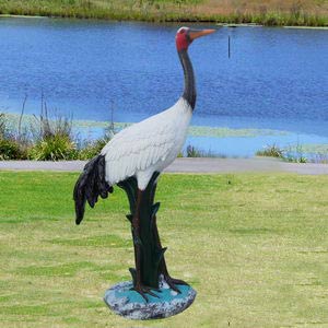 crane statues