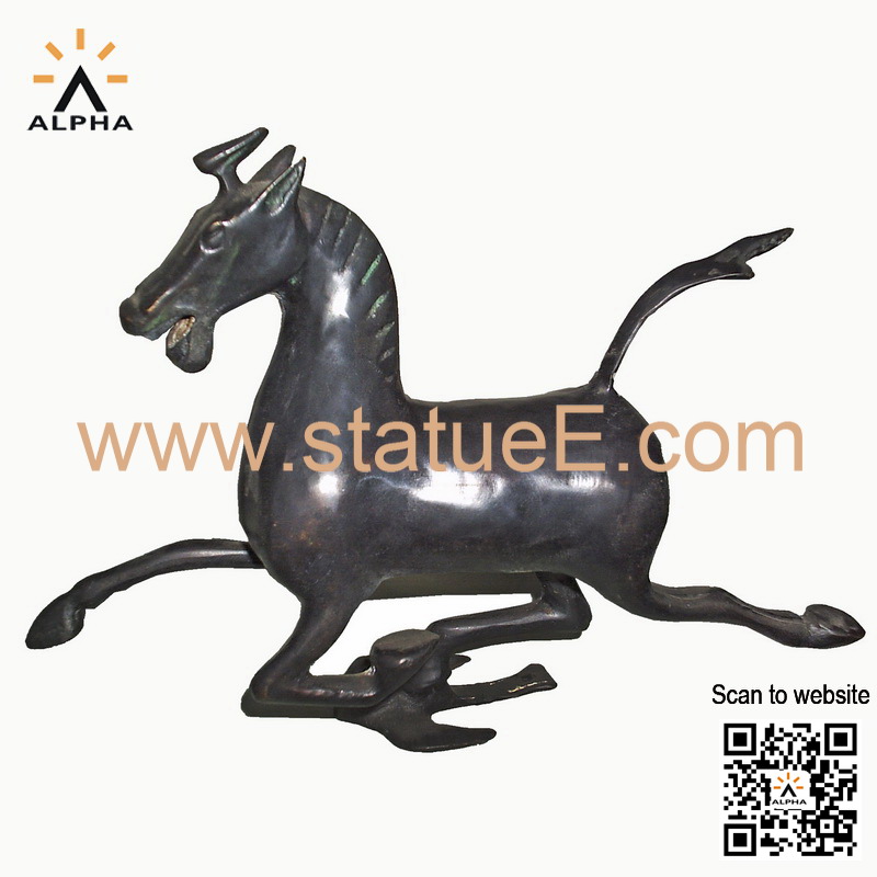 Chinese bronze statue