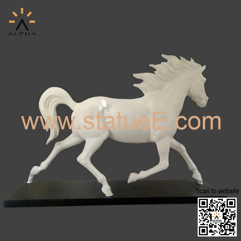 resin horse statue