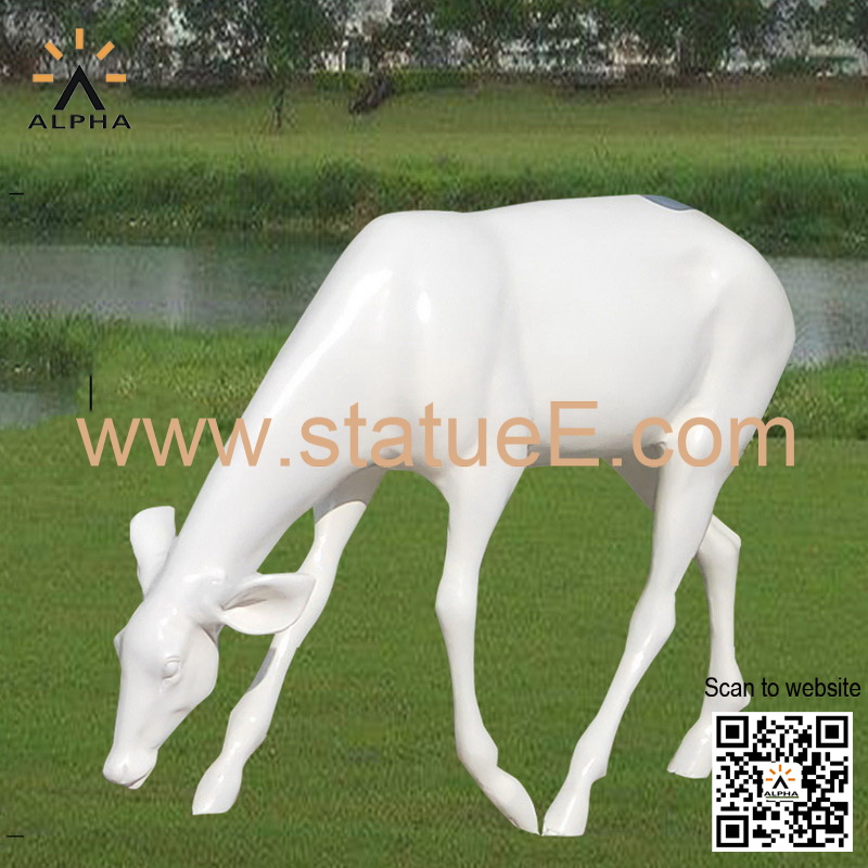 whitetail deer statue