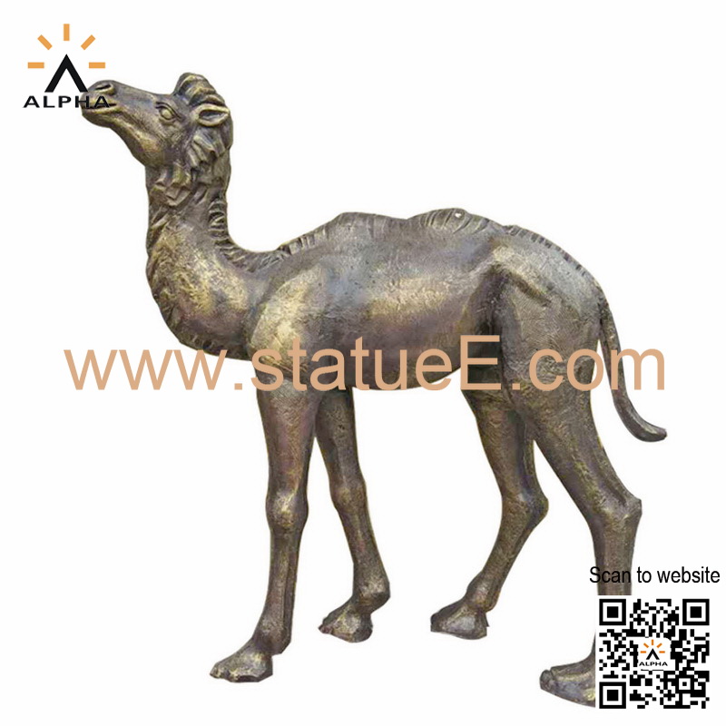 baby camel statue