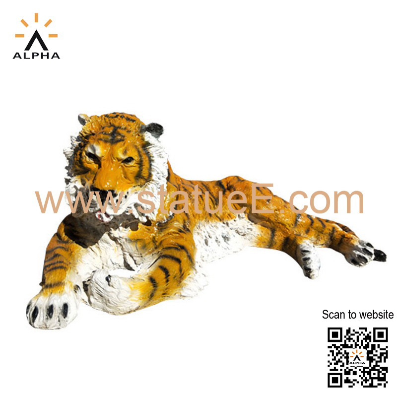 Tiger garden statue