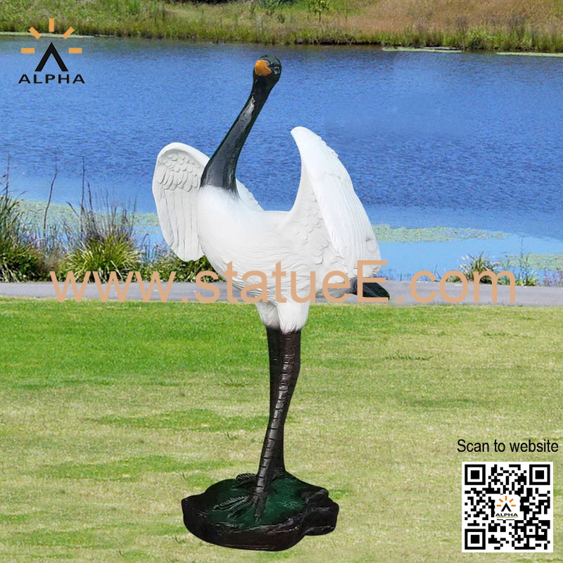 crane garden statues