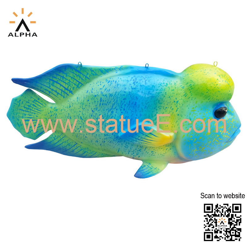 sea fish statue